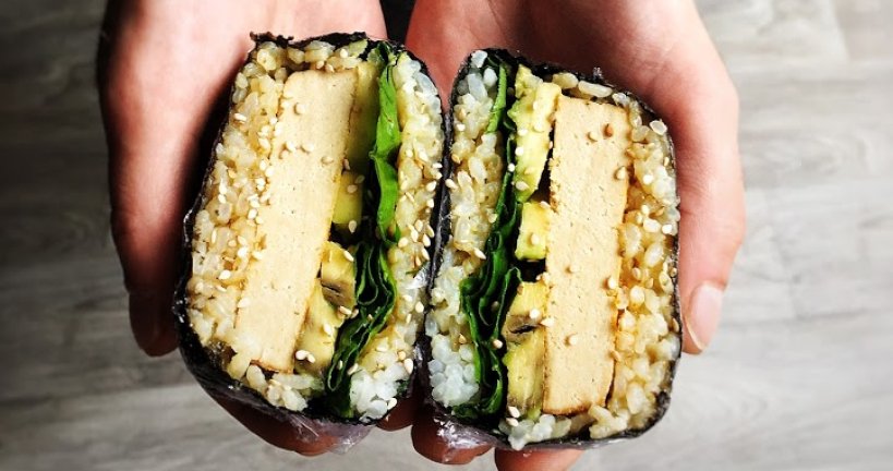 vegan-onigirazu